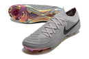 Chuteira Nike Phantom GX II Elite FG Campo